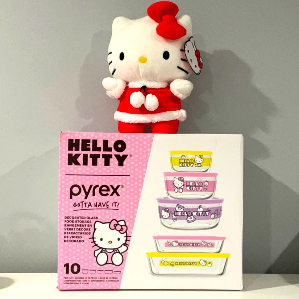 Hello kitty Pyrex and plush